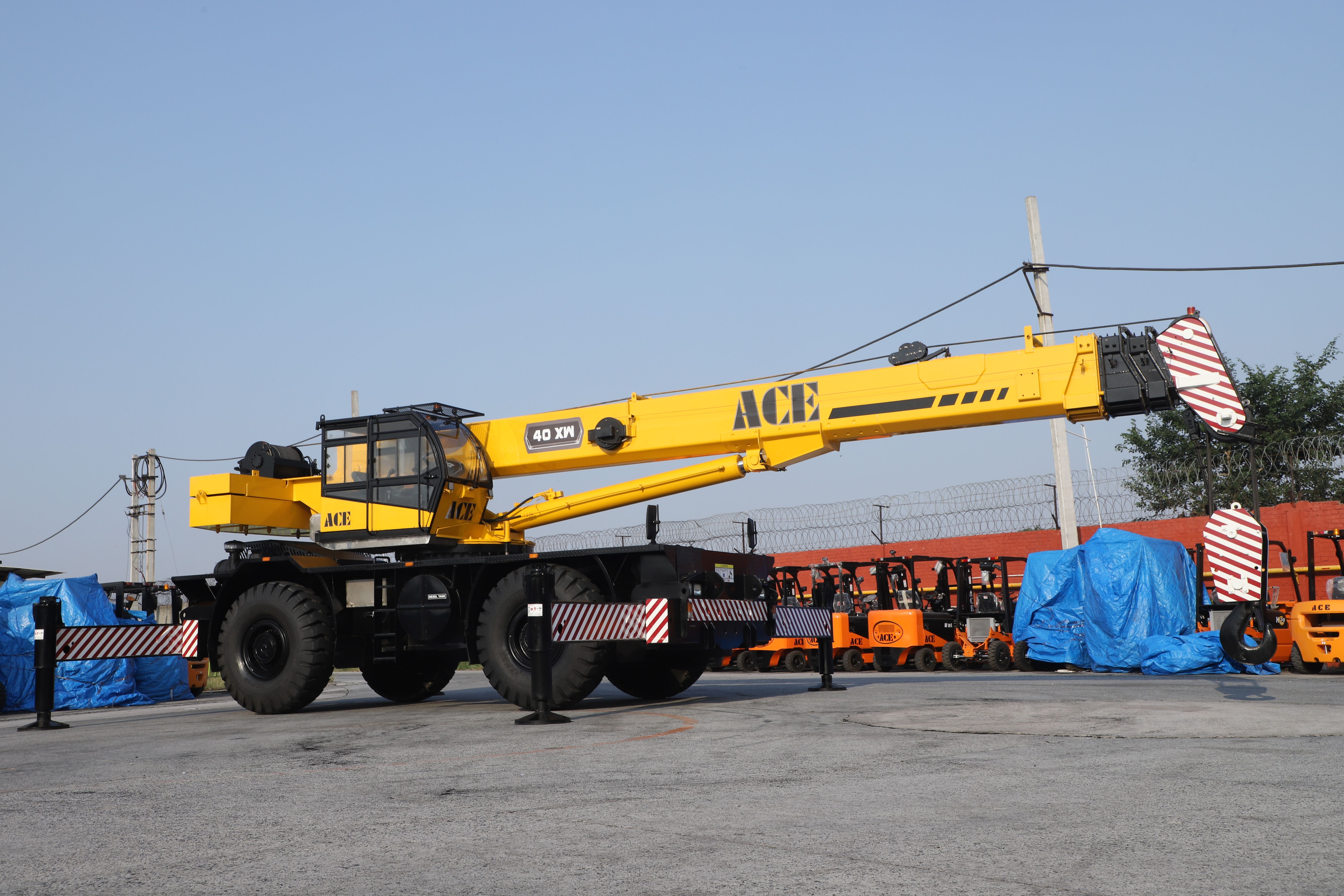 Rough Terrain Crane